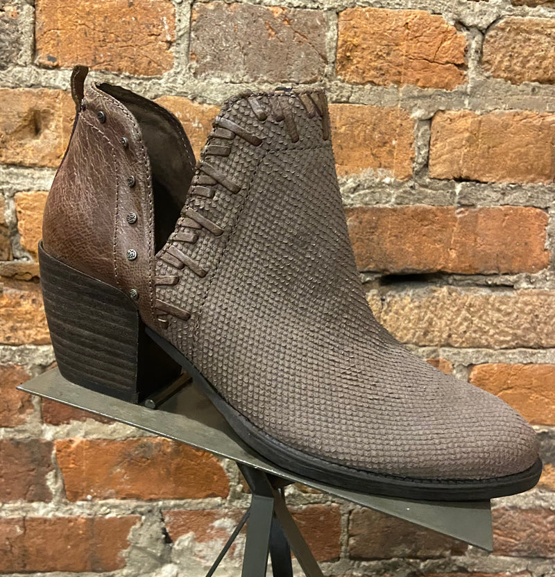 OTBT Ankle Boot in Cider