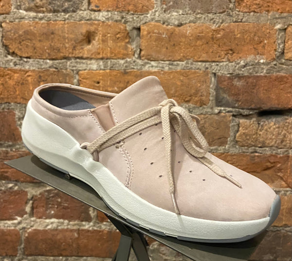 OTBT Slip-On Sneaker in Warm Pink